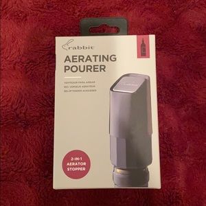 Aerating pourer and stopper for wine !!!